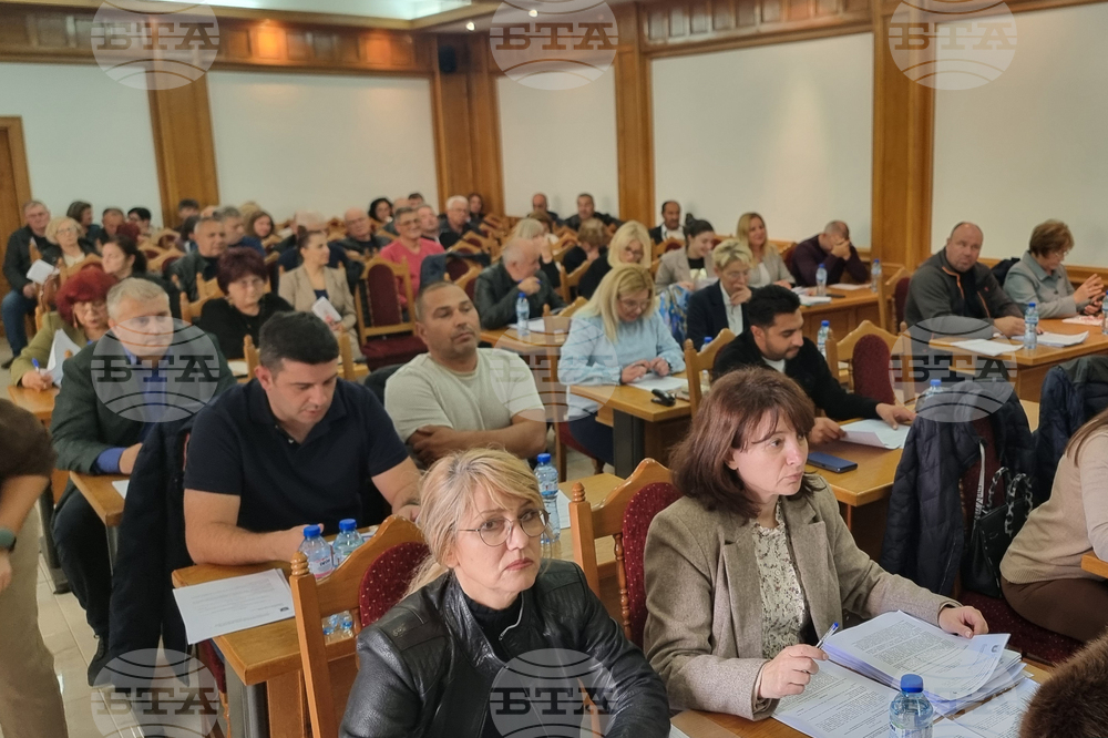 Добрич - заседание на Общинския съвет на Община Добричка