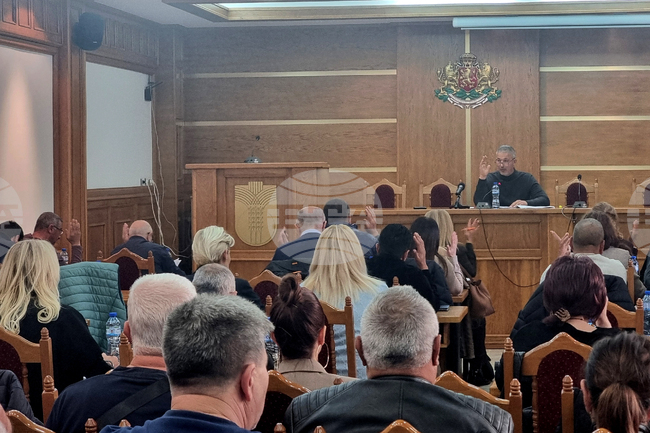 Общинските съветници разрешиха частично изменение на Общия устройствен план на община Добричка заради депото за отпадъци