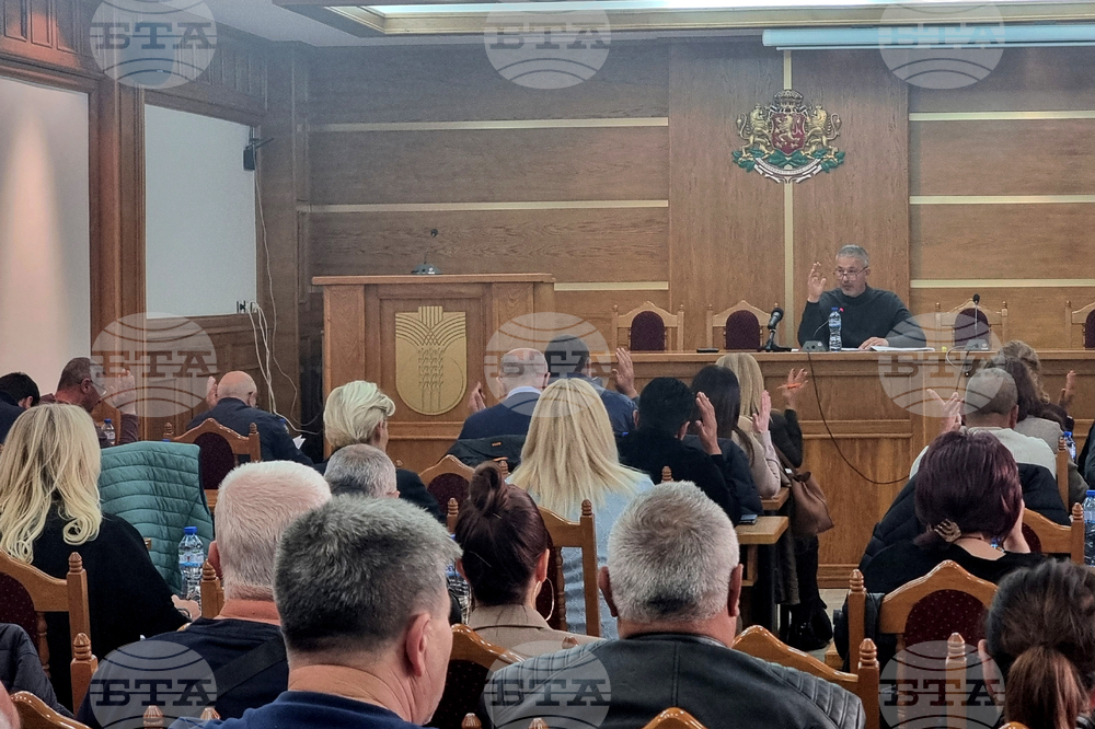Добрич - заседание на Общинския съвет на Община Добричка