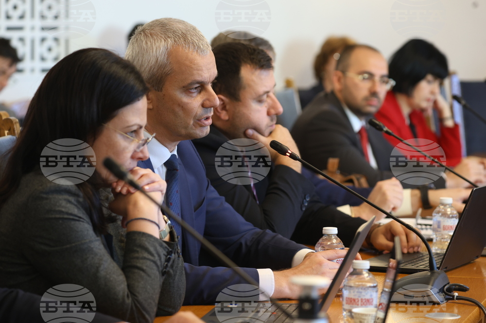 Парламентарната правна комисия отхвърли законопроекта на „Възраждане“, забраняващ санкционирани по "Магнитски" да заемат държавни и партийни длъжности