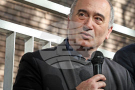 Варна - мозайка "Хората и морето" - преместване