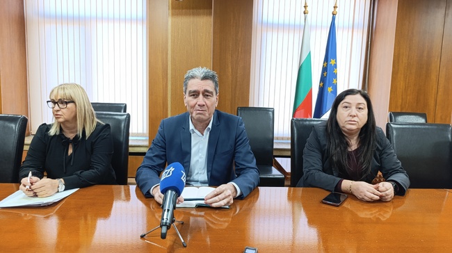 Успешно се реализират двете кампании за еврото и новата Такса битови отпадъци