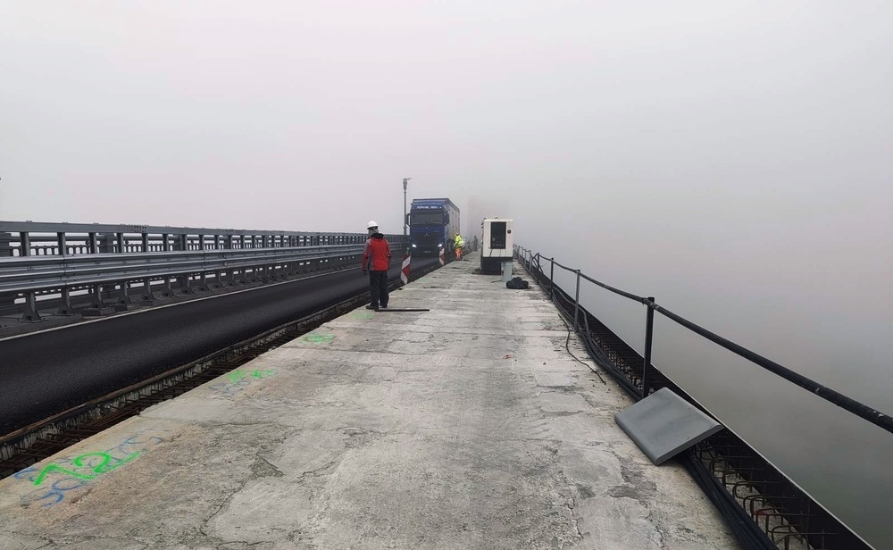 АПИ: Завърши монтажът на армировка, кофраж и болтови дюбели в участъка в ремонт на Дунав мост при Русе