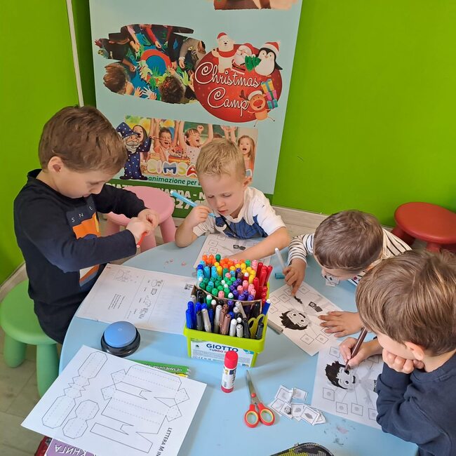 Възпитаници от филиала на Българското училище „Абагар“ в Нетуно, Италия, опознаваха по време на часовете си по български език човешкото тяло