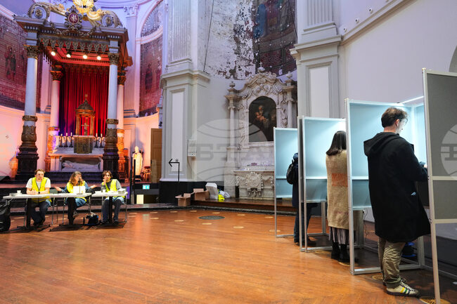 АНП: Избирателната активност в Нидерландия е малко по-висока от тази през 2023 г.