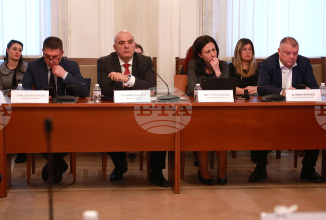 Комисията по вътрешна сигурност и обществен ред прие на второ четене промени в Закона за МВР