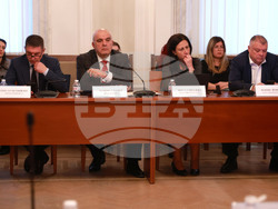 Парламент - Комисия по вътрешна сигурност и обществен ред