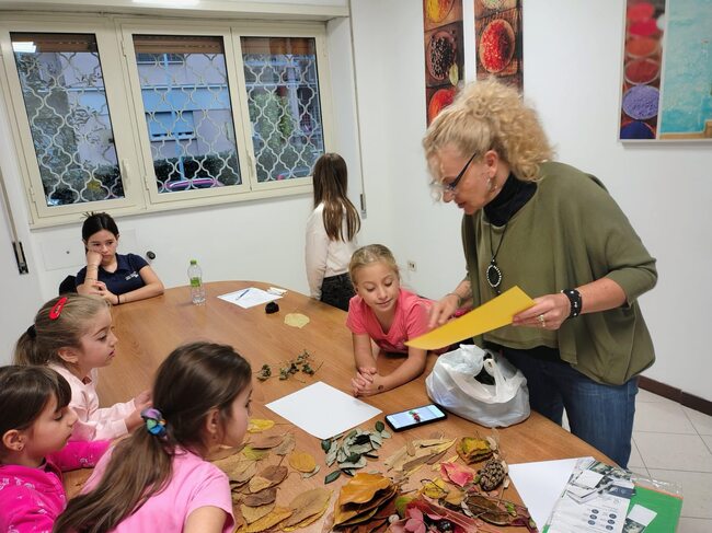 Възпитаници на училище „Абагар“ в Рим тренираха чрез текста „Есенната гора“ четене с разбиране