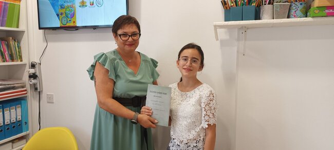 Съюзът на българите в Кипър получи подарък - фототипно издание на сборника „Български народни песни от Бесарабия“