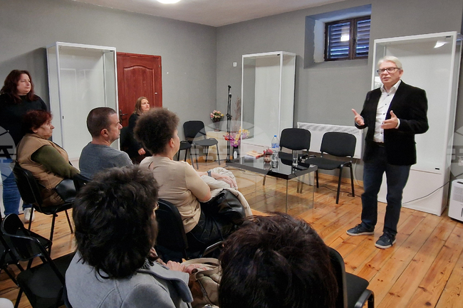 Свищов - „Бившите хора” на концлагерна България” -книга - представяне