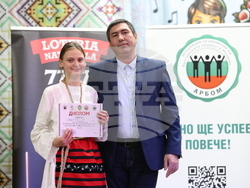 Молдова - Ден на бесарабските българи - Международен детски фестивал за българска музика и танц - награждаване