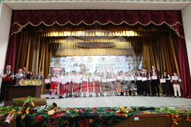 Молдова - Ден на бесарабските българи - Международен детски фестивал за българска музика и танц - награждаване