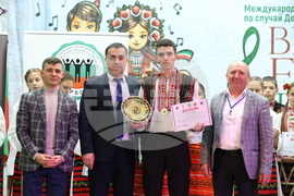 Молдова - Ден на бесарабските българи - Международен детски фестивал за българска музика и танц - награждаване