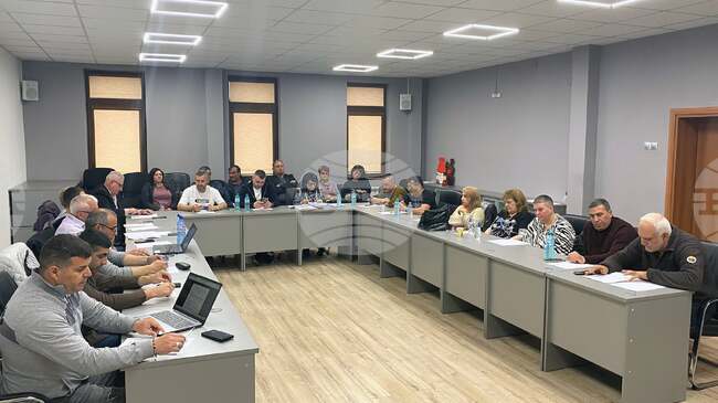 Общинският съвет в Луковит одобри формирането на групи над норматива в детска градина „Звънче“