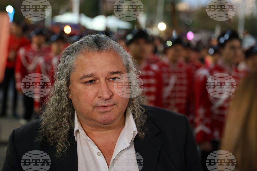 Бургас - ученици - факелно шествие