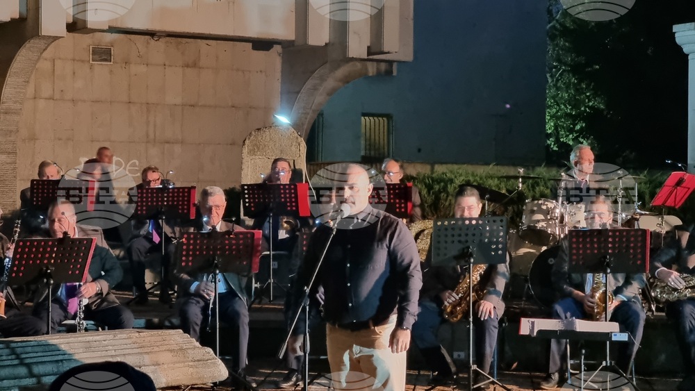 Добрич - фестивал н духовата музика