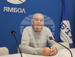 Ямбол - Тенко Тенев - нова стихосбирка