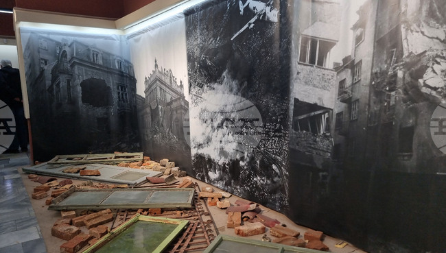 Добрич - Изложбата „Те браниха небето на България” - пилоти - изложба