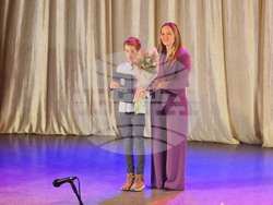 Търговище - деца и ученици с изявени дарби - церемония по награждаване