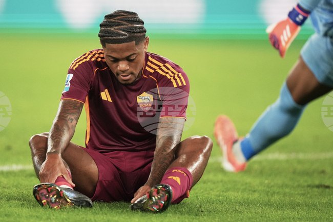 Крилото на Рома Леон Бейли отново се контузи