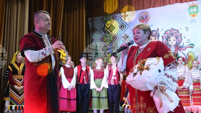 Тараклия отбеляза Деня на бесарабските българи с детски фолклорен фестивал и концерт на Илия Луков, организиран от БТА