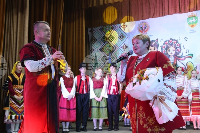 Тараклия отбеляза Деня на бесарабските българи с детски фолклорен фестивал и концерт на Илия Луков, организиран от БТА