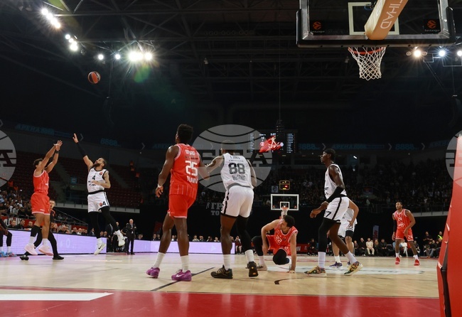 Реал Мадрид победи Апоел Тел Авив в Ботевград и се класира за Финалната четворка на Евролигата