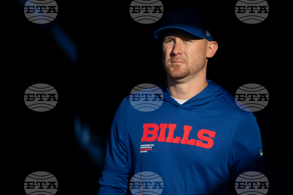 Bills Passing Struggles Football