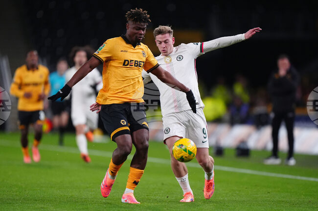 Мениджърът на Челси Енцо Мареска заяви, че е ядосан заради "глупавия" червен картон на Делап