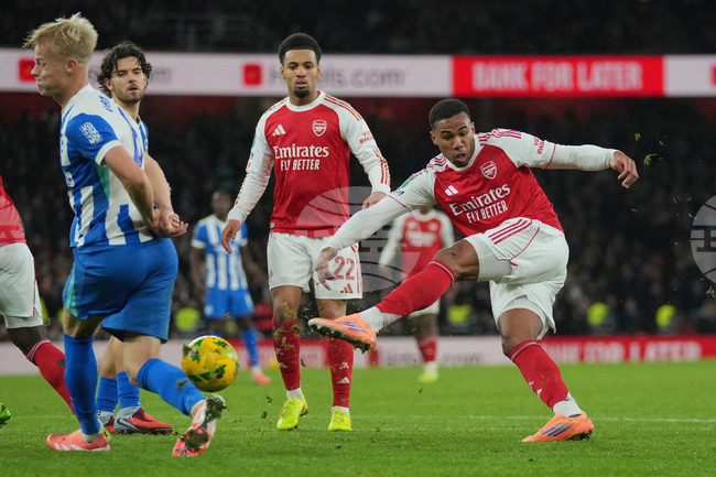 Защитникът на Арсенал Габриел ще бъде няколко седмици извън игра
