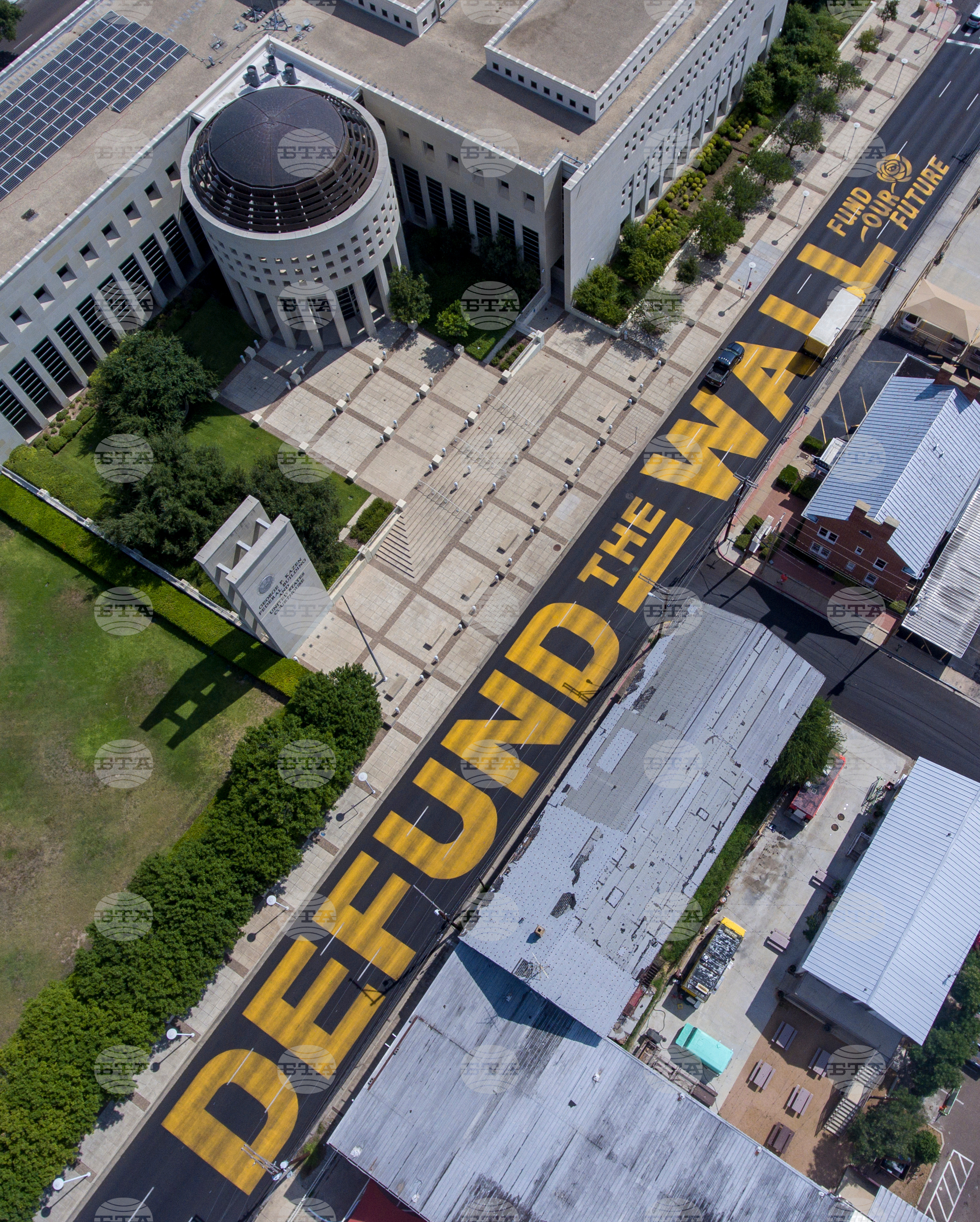 US Texas Border Wall Street Mural