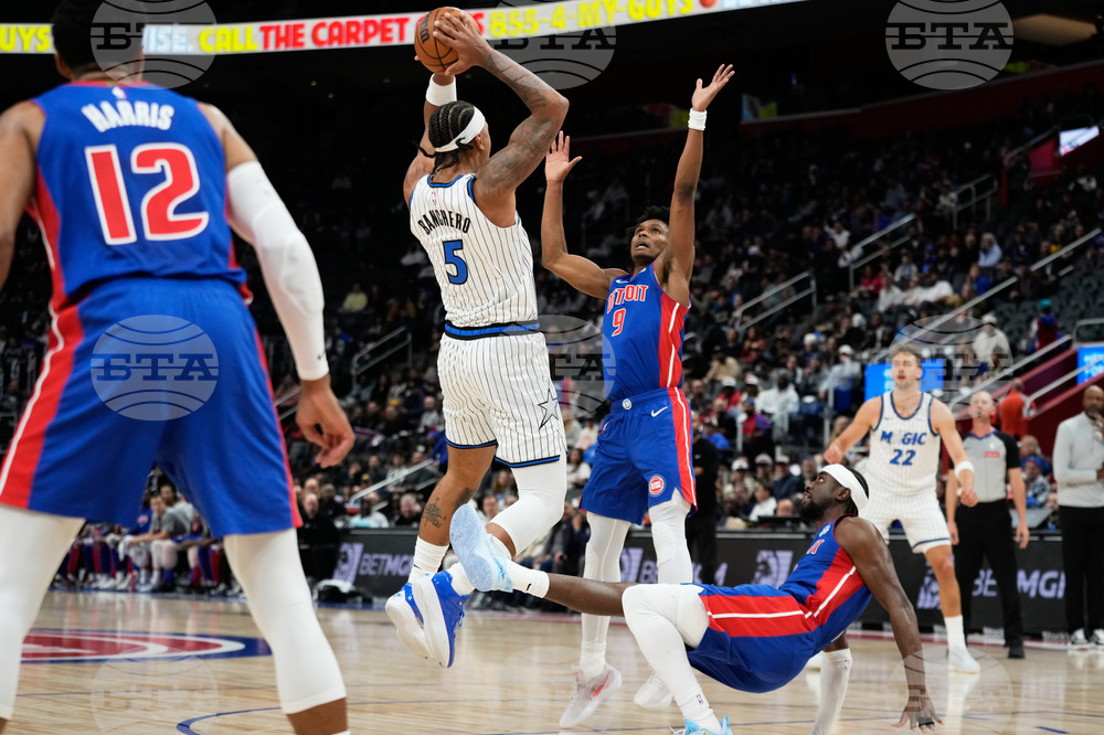 Magic Pistons Basketball