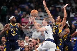 Pacers Mavericks Basketball