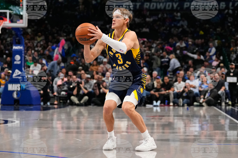 Pacers Mavericks Basketball