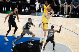 Lakers Timberwolves Basketball