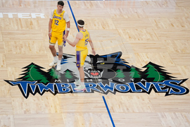 Lakers Timberwolves Basketball
