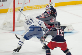 APTOPIX Maple Leafs Blue Jackets Hockey