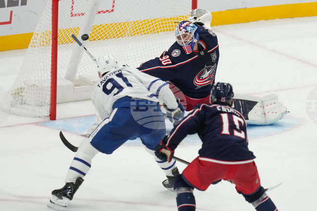 APTOPIX Maple Leafs Blue Jackets Hockey