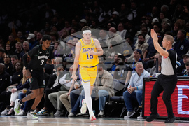 Lakers Timberwolves Basketball