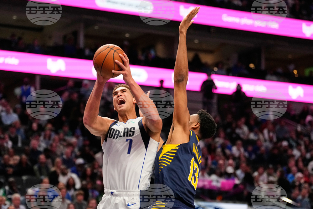 Pacers Mavericks Basketball