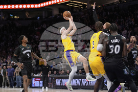 Lakers Timberwolves Basketball
