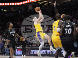 Lakers Timberwolves Basketball