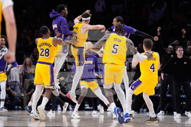 Lakers Timberwolves Basketball