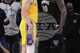 Lakers Timberwolves Basketball