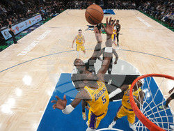 Lakers Timberwolves Basketball