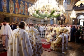 Храм „Св. вмчца Неделя“ -  литургия - лития