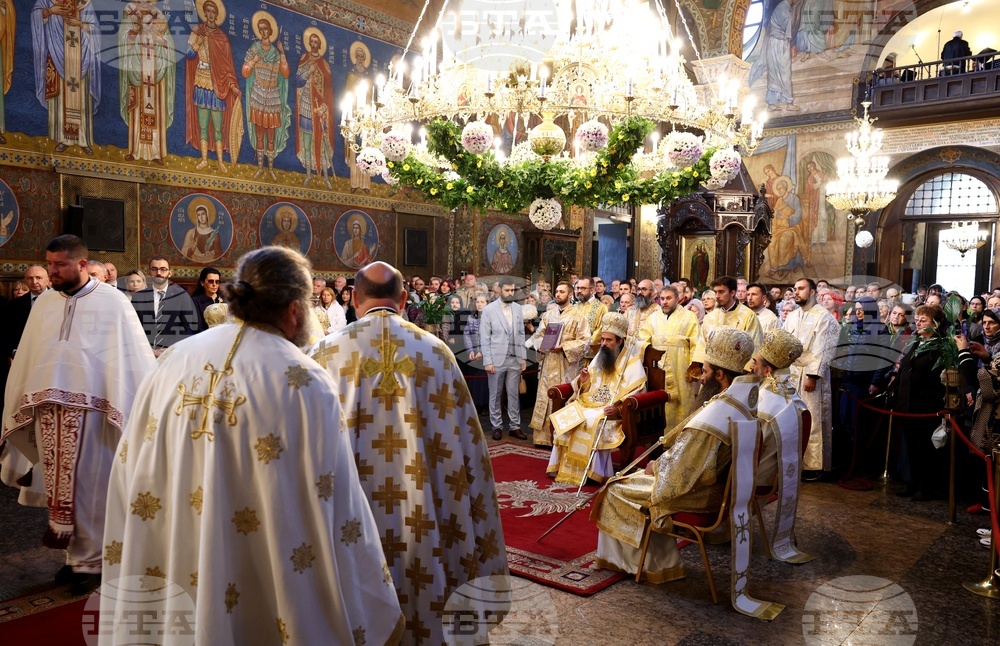 Празнуваме много почитания светец крал Стефан Милутин, който от 565 години присъства сред софиянци със своите свети мощи, каза патриарх Даниил