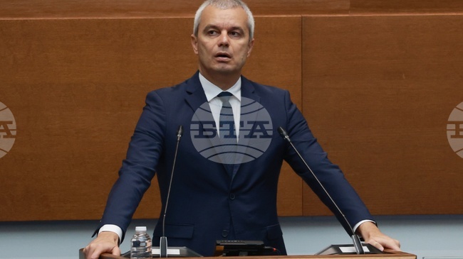 Бюджетният дефицит за 2026 г. може да бъде намален като незабавно се ликвидира вторият пенсионен стълб, заявиха в декларация от "Възраждане"