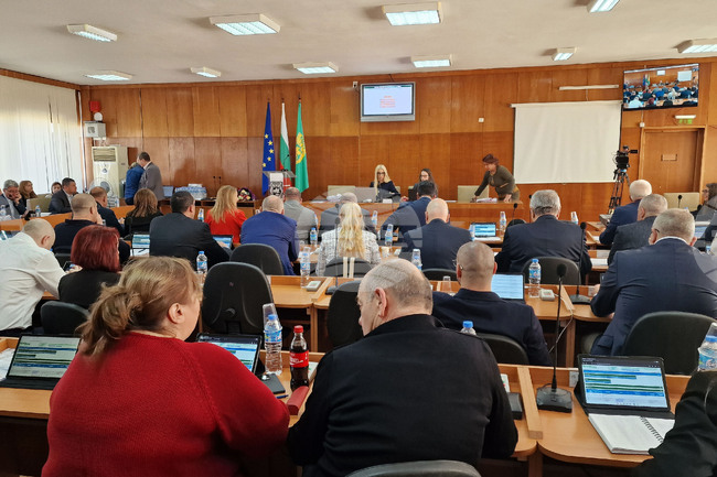 Общинските съветници в Шумен приеха Наредба за организация на движението и нов начин за изчисляване на размера на такса "битови отпадъци"