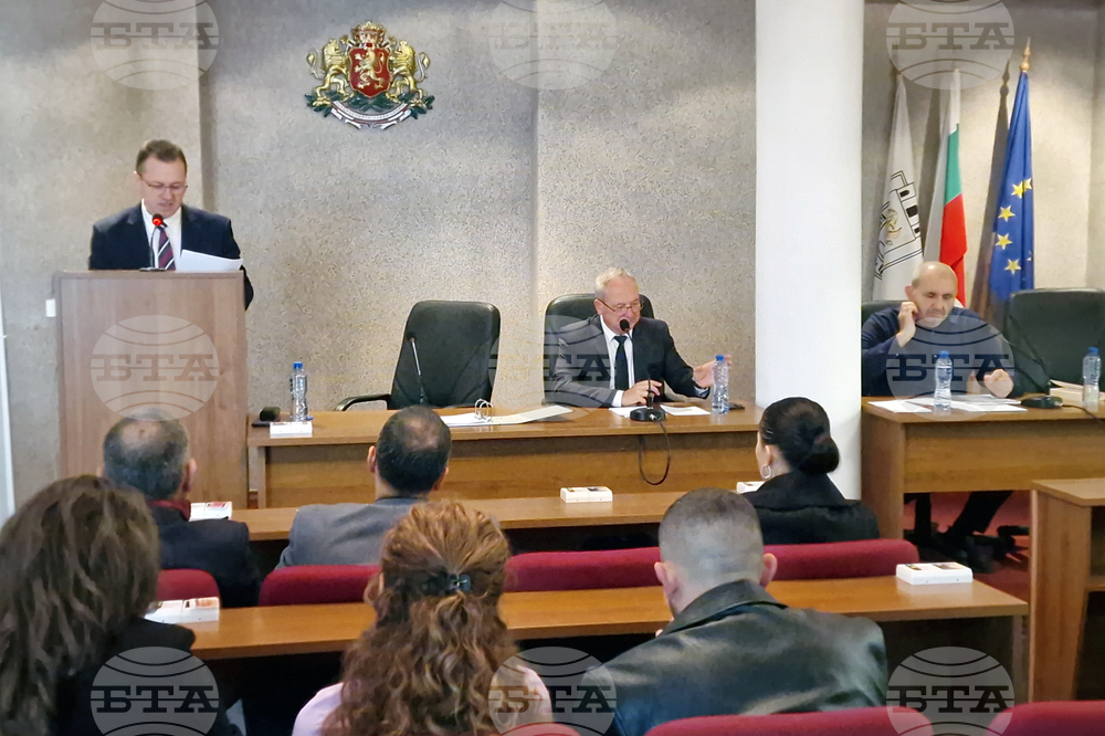 Въздушната спешна помощ ще има база край Търговище, Общинският съвет гласува актуализация на бюджета и теми, свързани с управлението на имоти